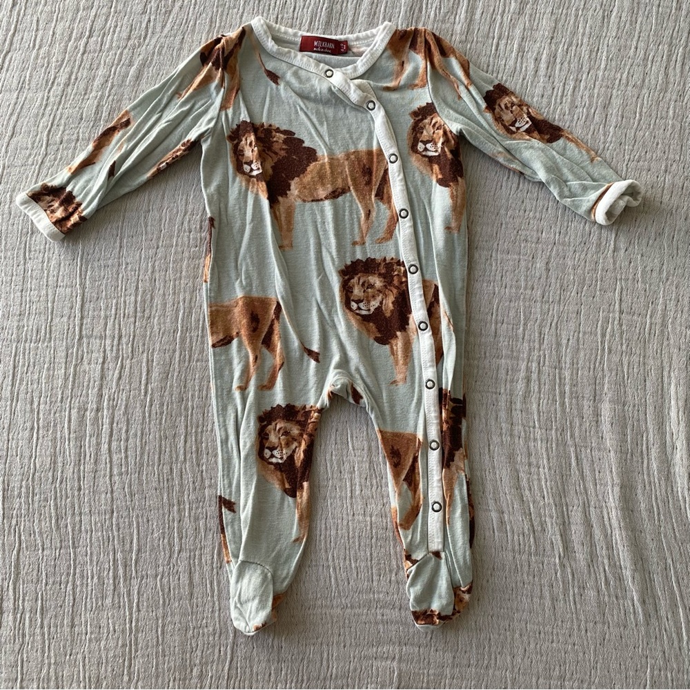 Milkbarn Lion Snap Sleeper
